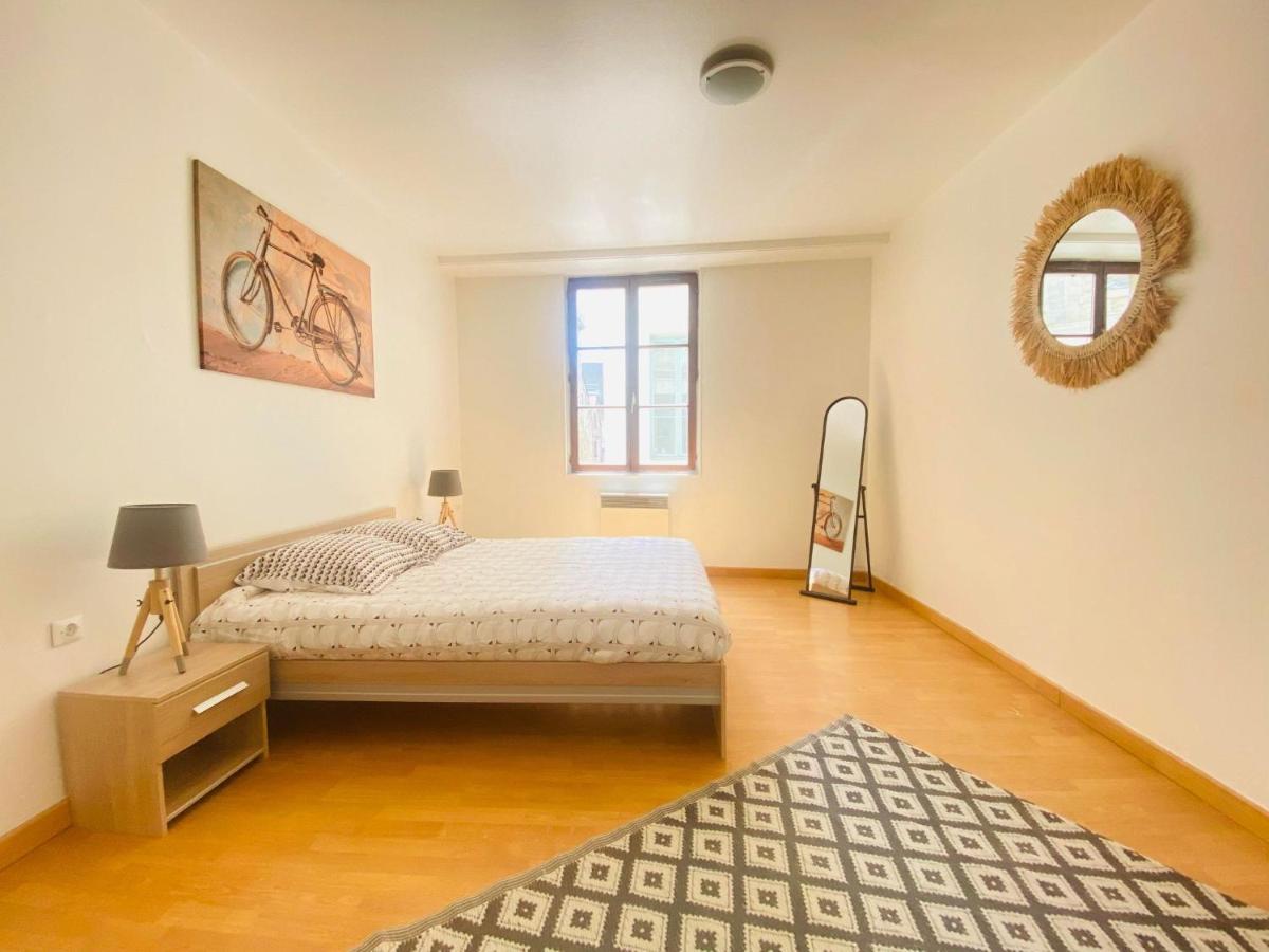 Joli Appartement Proche Cathedrale Laon Dış mekan fotoğraf