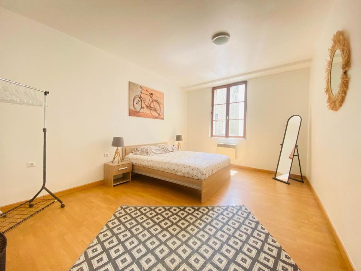 Joli Appartement Proche Cathedrale Laon Dış mekan fotoğraf